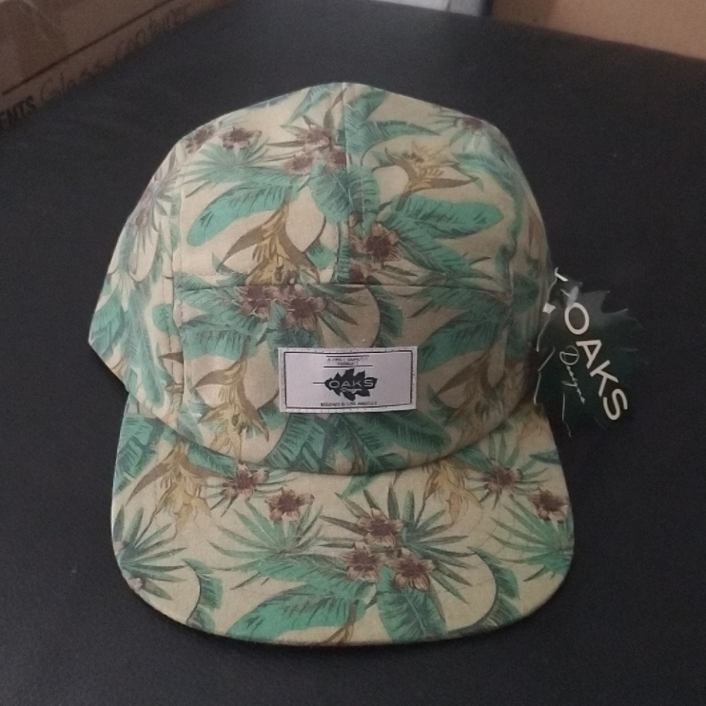 Floral Oaks Hat